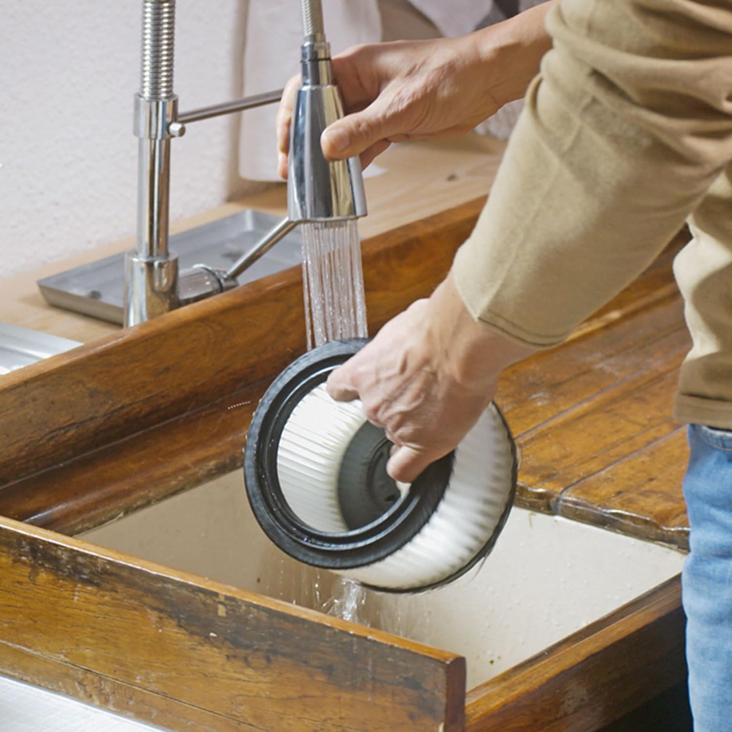 Bosch AdvancedVac 20 Nass- und Trockensauger – 1.200 W, 20 L Behälter, inkl. Zubehör